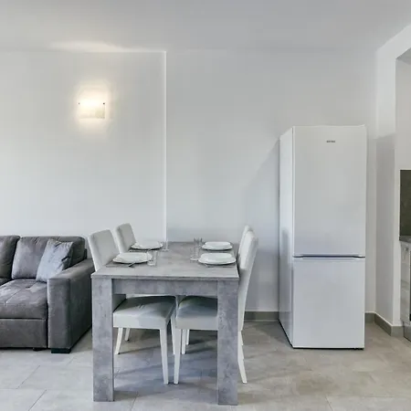 Apartment Giuliano Superior 1 4 Personas *
